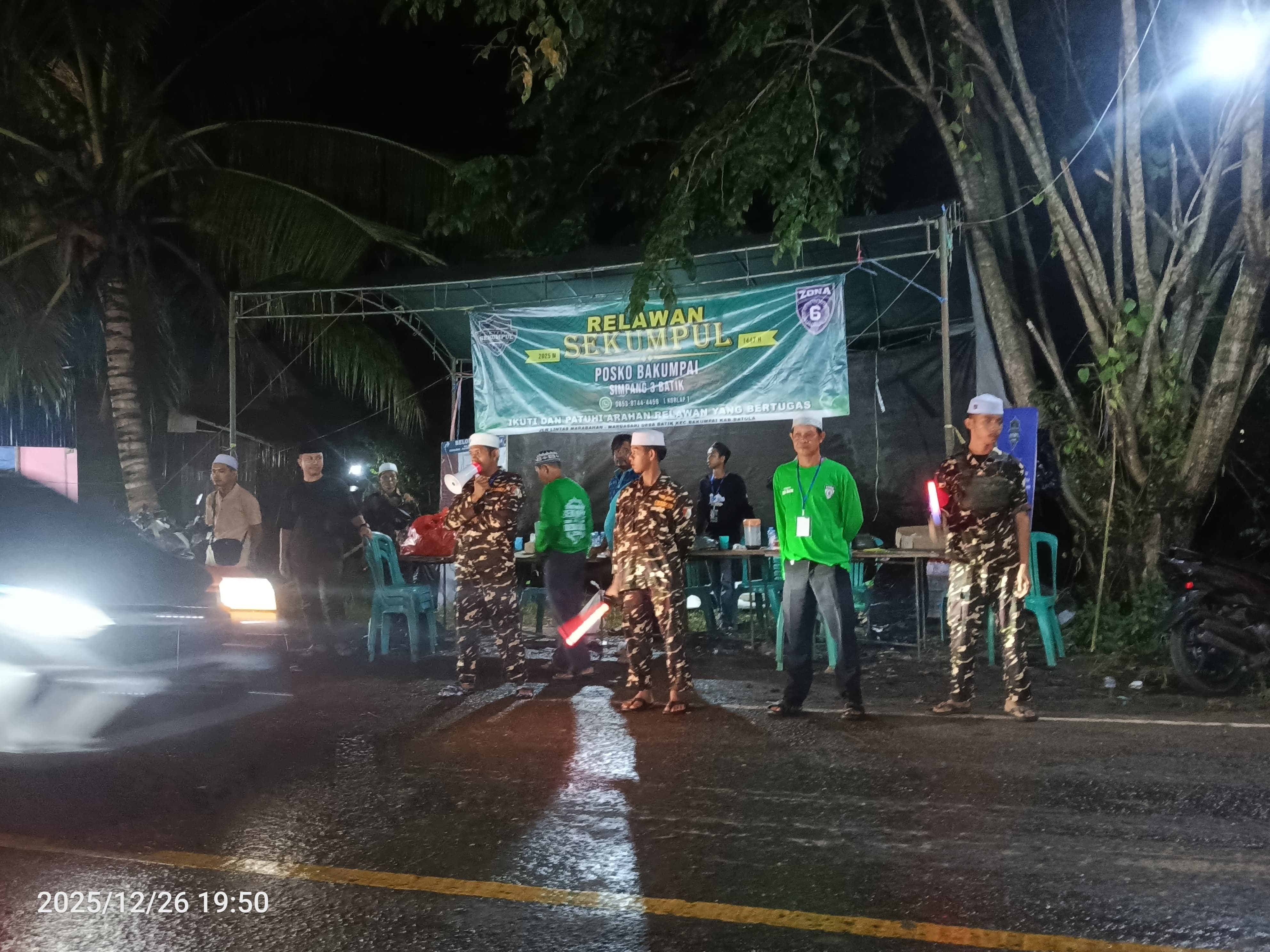 Banser Barito Kuala Siaga 24 Jam di Posko Simpang Tiga Batik Barito Kuala Demi Kelancaran jamaah